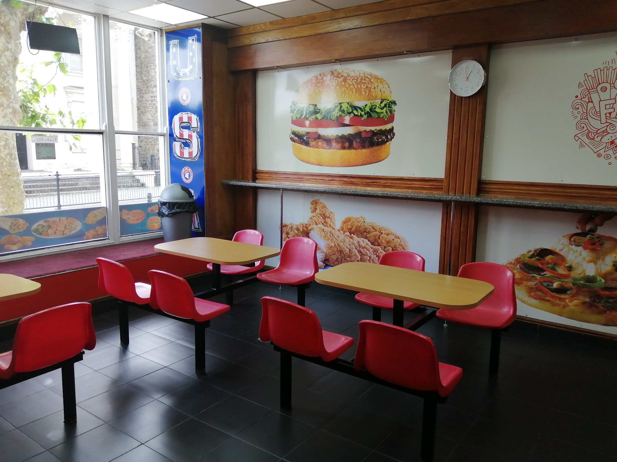 Photo of USA HAVERFORDWEST - 16 Picton Pl, Haverfordwest SA61 2LX